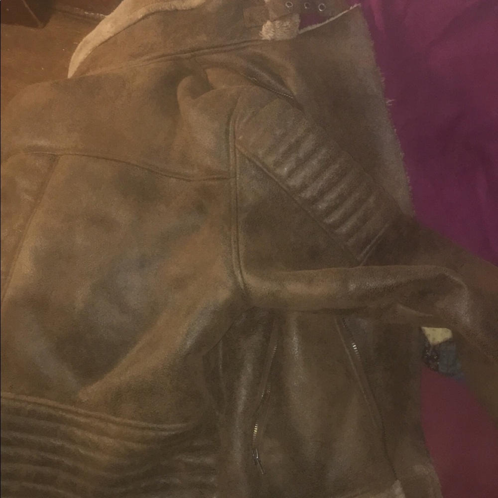 Coat - Picture 8 of 8